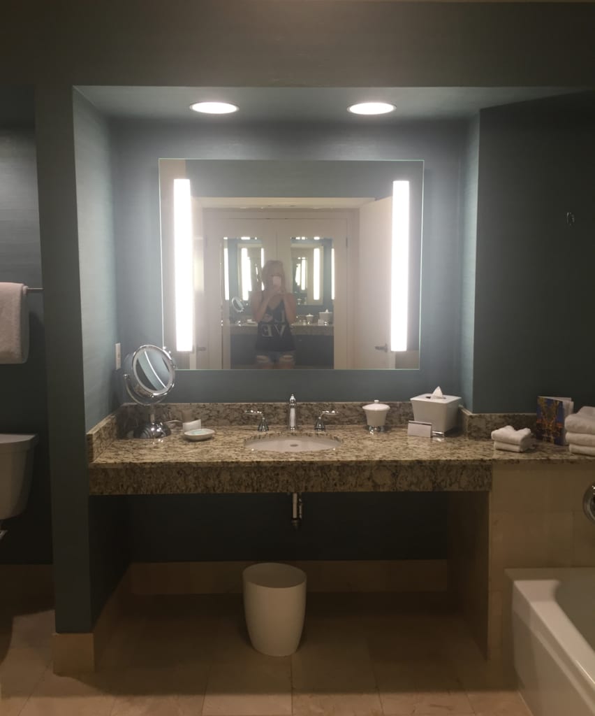 Hyatt Regency Indian Wells Bathroom Entrance