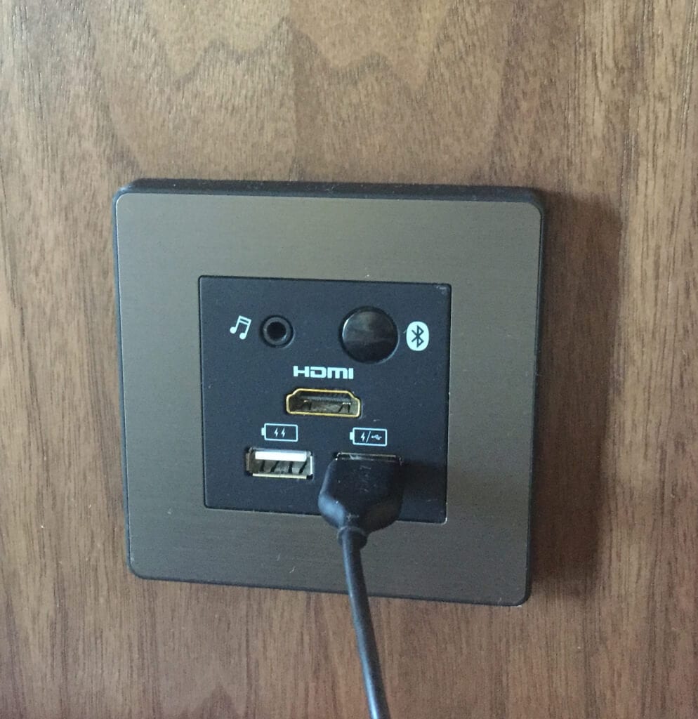 Hyatt Regency Indian Wells Outlets